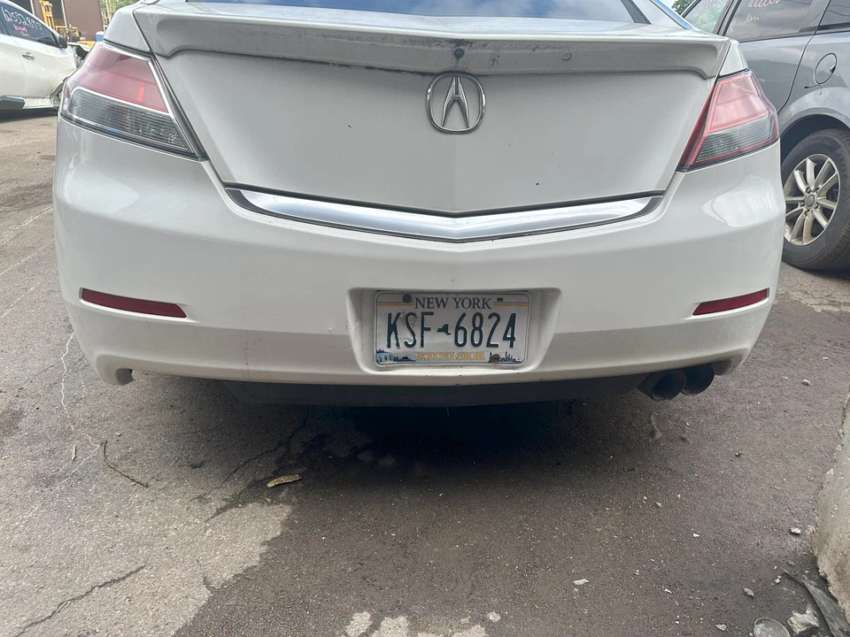 Conjunto de para-choque traseiro 12 13 14 ACURA TL - Imagem 1 de 4