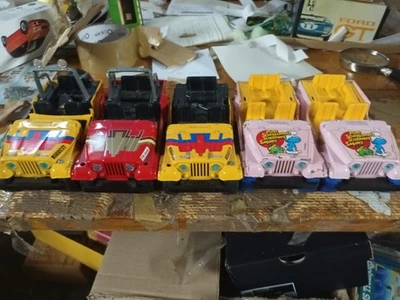 BURAGO BBURAGO 1/24 LOTTO 5 JEEP CJ - 7 DA RESTUARO RECUPERO VINTAGE - Immagine 1 di 4