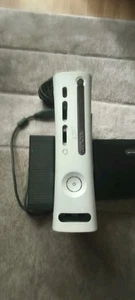 Microsoft Xbox 360 120GB Console( plays dvd-r) - Picture 1 of 3