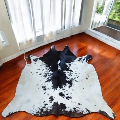 Alfombra de cuero de vaca natural negro y blanco cuero real calidad premium | Alfombra hecha a mano Foto 1 de 4