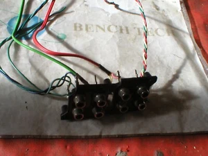 Enchufes de entrada y salida de cinta Fisher modelo RS-2004A Phono/Aux/ - Imagen 1 de 3
