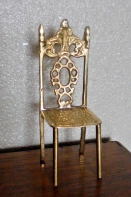 Chaise de Poupée Ancienne Mignonette - En Cuivre - Ancienne  Maison de poupée - Photo 1/4