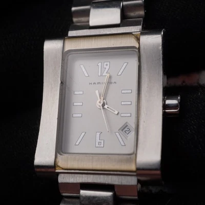 Reloj tanque hamilton gramercy 000003 cuarzo esfera blanca 30M 22mm Foto 1 de 4