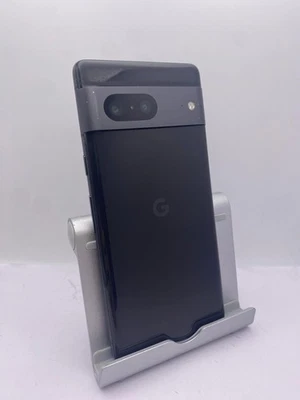 Google Pixel 7 GVU6C - 128GB - Nero Ossidiana - Immagine 1 di 4
