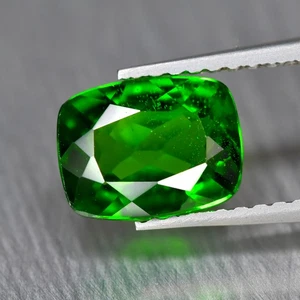 1.44Ct Cushion _ Elegant Sparkling Unheated Chrome Diopside _Russia - Picture 1 of 1