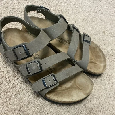 Birkis Birkenstock Sandals Womens US 8 M6, EU 39-Olive Leather 3 Buckle, Cork - Image 1 of 4