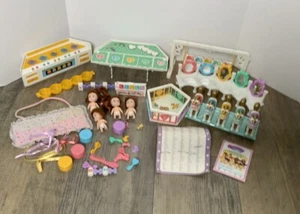 Vintage Tyco Quints Mini Baby Dolls Set Accessories Playset Swing Stove Playpen - Picture 1 of 11