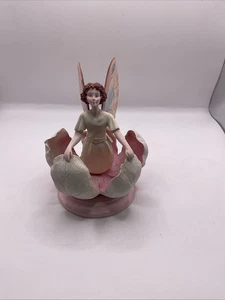 Enchanted World Of Fairies - The Tulip Fairy Figurine Ornament - Picture 1 of 16