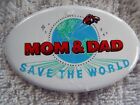 'Mom and Dad Save the World' 1991 Pinback / Warner Bros. Sci-Fi Dark Comedy