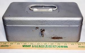 Vintage Metal Strong / Lock Box with Key Generic 11.5 x 6 x 4.5 Working Key Incl - Picture 1 of 5