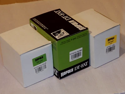 Una (1) caja de distribuidor de 6 señuelos Rapala DTFAT03 RCW; o DTFAT01 BOMB; o SFR07 CW-NOS Foto 1 de 4