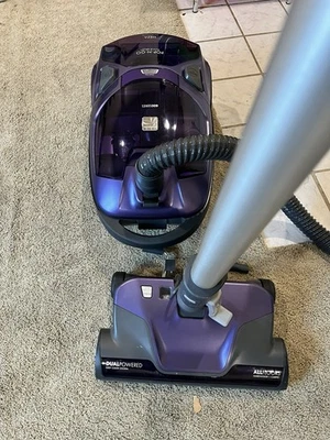 Kenmore 600 Series Pop-N-Go Bagged Canister Vacuum W/attachments Mint, Nice. - Image 1 of 4