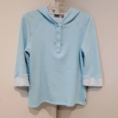 Chico's sweatshirt snap front size medium/1 - Image 1 of 4