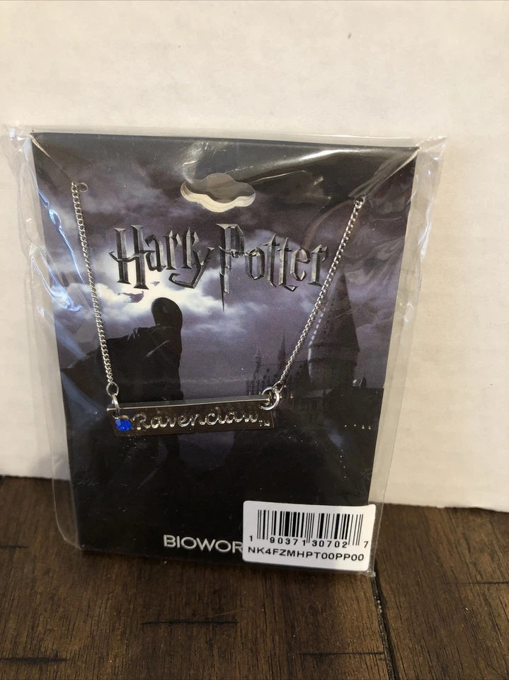 Harry Potter Ravenclaw Script Bar Necklace W Stone Bioworld