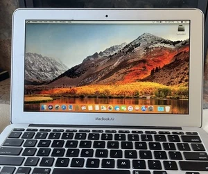 MacBook Air A1370 - Picture 1 of 7