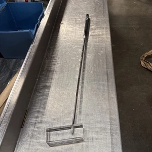 Lucite Putter - Picture 1 of 6