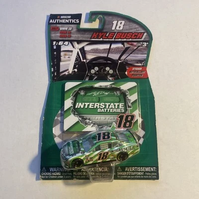 Kyle Busch #18 Interstate Batteries 2017 1:64 diecast Nascar Authentics Wave 10 Foto 1 de 3