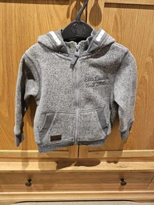 Next Jungen Hoodie mit Reißverschluss. Alter 3. Sehr guter Zustand. - Bild 1 von 4