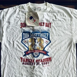 Vintage 90s Don Mattingly NY Yankees Tee L 1997 MLB BASEBALL SPORTS - Picture 1 of 10