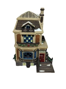 Dept 56 DICKENS VILLAGE - FRED HOLIWELL'S HOUSE 8" Christmas 2001 58492 - Picture 1 of 15