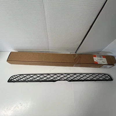 NUEVO BMW X5 2007-2013 PARACHOQUES DELANTERO CENTRAL PARRILLA 51 11 7 159 597 OEM Foto 1 de 4