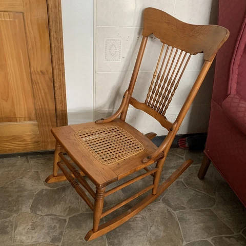 ATQ 1920 Hand Carved Solid Oak? Wood Rocking Chair w/ Spindle Back & Wicker Seat Cover