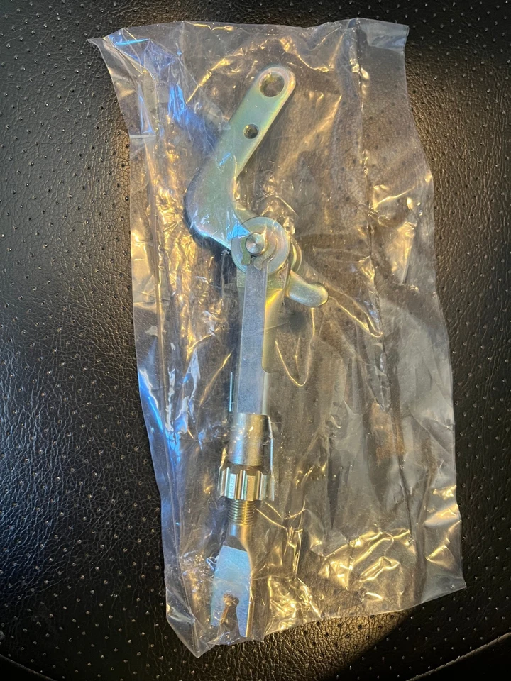 Original Fujiura-Japan made Right Brake Adjuster Fits 8/76-78 Datsun B210 Foto 1 de 1