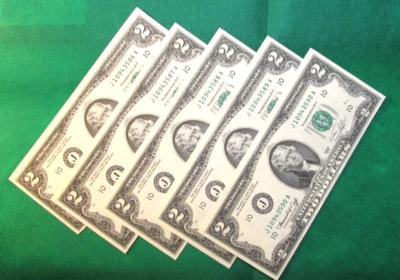 ERROR 1976 $2 FRN 5 CONSECUTIVE SERIALS OFFSET PRINTING J10943586A-590A #S1097 - Image 1 of 4