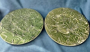 TWO Bordallo Pinheiro, Portugal majolica chargers maple leaf design. 13.5". 34cm - Picture 1 of 18