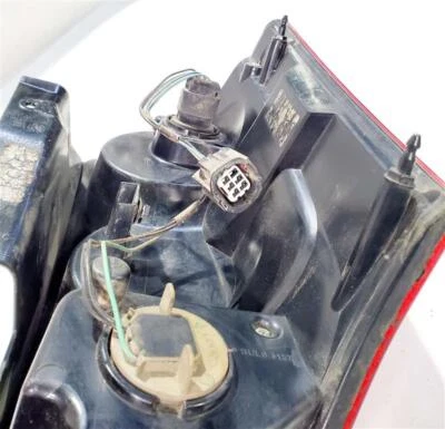 Luz trasera izquierda OEM 2008 2020 Dodge Caravan Foto 1 de 4