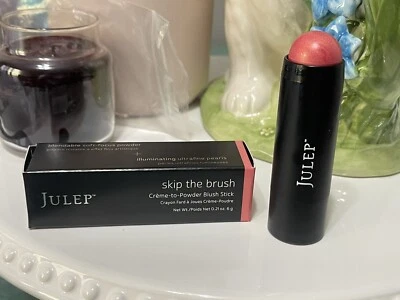 JULEP BEAUTY SKIP THE PINCEL 3 EN 1 PALO DE COLOR PARA OJOS MEJILLAS LABIOS-GUAYABA DORADA Foto 1 de 2