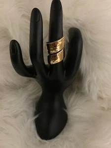 BCBGMAXAZRIA Hammered Swril Ring - Bild 1 von 8