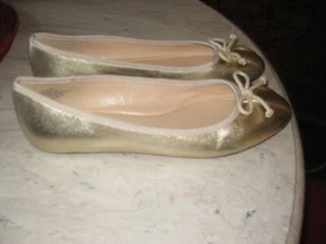 NEW NINE WEST Batoka Women's Leather Shoes BALLET FLATS Gold Size 10 Med - Picture 1 of 12