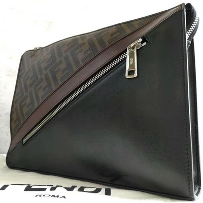 Bolso sin asas FENDI de cuero de lona Zucca negro marrón hecho en Italia auténtico de Japón Foto 1 de 4