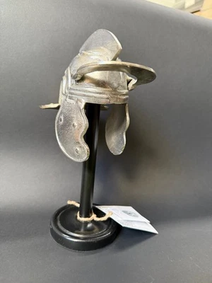 Casco Centurión Romano, pieza de escritorio o estantería Foto 1 de 4