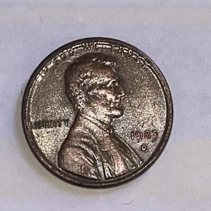 1983 d penny error, If You Look Around Rim Where It Says “IN GOD WE TRUST” - Picture 1 of 3