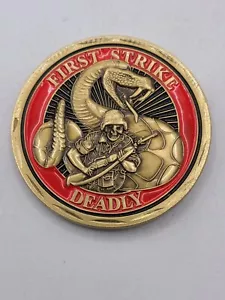 UNITED STATES MARINES DEADLY FIRST STRIKE CHALLENGE COIN 1.6" - Picture 1 of 3