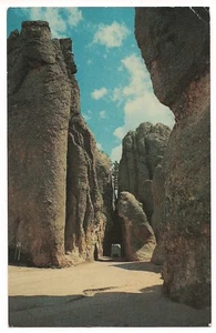 NEEDLES HIGHWAY TUNNEL Custer State Park Black Hills South Dakota Postcard SD - Picture 1 of 2