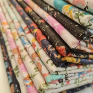 100% Algodón Voile Suave Césped Material Vintage Floral Vestido Cortina Tela 58" Metro - Imagen 1 de 34