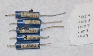 5 - Condensateurs moulés bleus .027 200v 10% - Tests .028, .029 - Photo 1/3