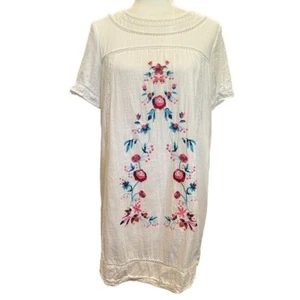 Pink Lily White Floral Embroidered Dress Size S Short Sleeve - Picture 1 of 8