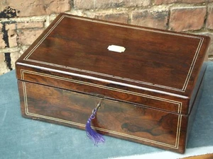 Rosewood writing slope with secret drawers and key inset with MOP + metal string - Picture 1 of 20