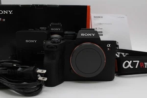 【MNT】Sony A7R IV 35mm Full-Frame Camera with 61.0MP - Black From Japan - Picture 1 of 10