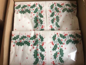 250 x Weihnachtsservietten 33 cm Stechpalme Design Weihnachten Party Bar Serviette Restposten Restposten - Bild 1 von 2