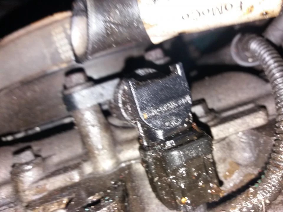 Sensor de cigüeñal 1S7F6C315AD transmisor de impulsos 1S7F-6C315-AD Volvo V5 DE331175-49 Foto 1 de 1