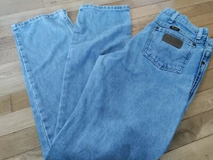 Wrangler Jeans Mens 34 Cowboy Cut Slim Light Wash Denim Cotton 936ATW 33x36 - Picture 1 of 12