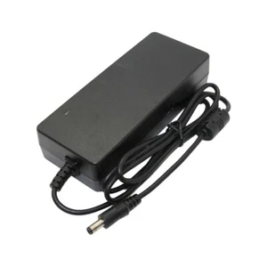 GSM90B12-P1M Fuente de alimentación: Impulso 12VDC 6,67A Apagado: 5,5/2,5 80W 80-264VAC 88% MEAN WE - Imagen 1 de 1