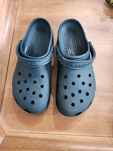 Crocs Herren 12 Slipper Riemen Verstellbar Freizeit Alltag Atmungsaktiv Grün Schuhe - Bild 1 von 15
