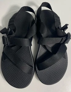 Chaco Black Adjustable Strap Outdoor Traction Sandals Mens Size 8 NEW - Picture 1 of 9