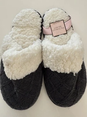 Dormitorios de piel Victoria Secret talla 9/10 Foto 1 de 4